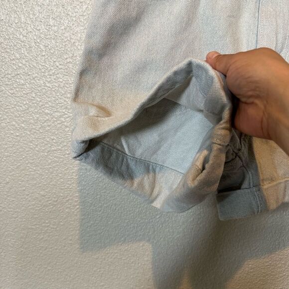 NWOT Levi A Line Mom High Waisted Shorts Size 26 - Picture 6 of 9